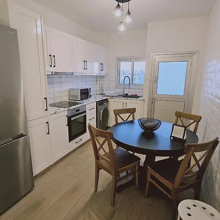 Sky 公寓 利马索尔